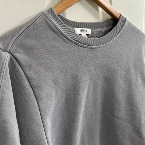 Agolde 3/4 length sleeve sweatshirt in a beautiful smokey green grey color. - Picture 6 of 10